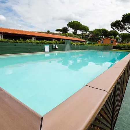 Tenuta Capizucchi 公寓式酒店 4*