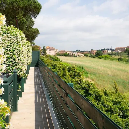 Tenuta Capizucchi Aparthotel 4*