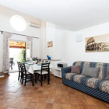 Aparthotel Tenuta Capizucchi 4*